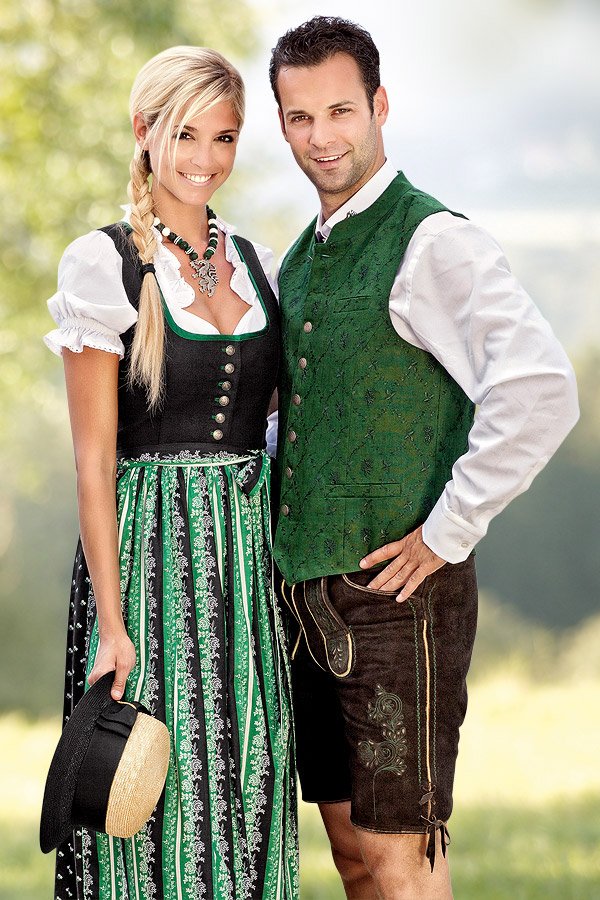 Steirische Tracht Trachtenmode Hiebaum