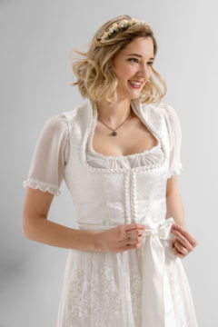 Hochzeitsdirndl und Hochzeitstrachten von Trachten Hiebaum, Steiermark