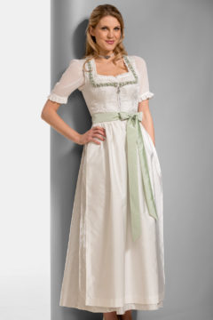 Hochzeitsdirndl und Hochzeitstrachten von Trachten Hiebaum, Steiermark