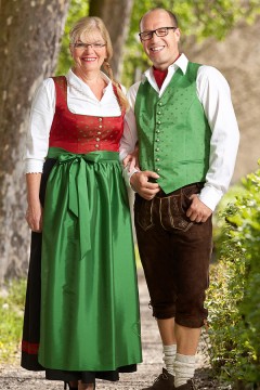 Gleisdorfer-Dirndl, Steirische Trachten von Trachtenmode Hiebaum, Steiermark