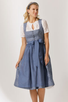 trachten-trachtenmode-hiebaum-studenzen-dirndl-blau-hellblau-steiermark-2026-3