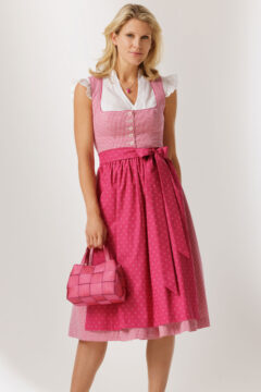 trachten-trachtenmode-hiebaum-studenzen-dirndl-rot-pink-steiermark-2026-7