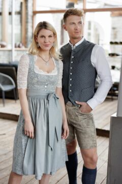 trachtenmode-hiebaum-sommer-2024-trachten-3