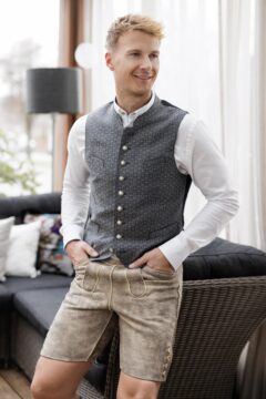 trachtenmode-hiebaum-sommer-2024-trachten-4