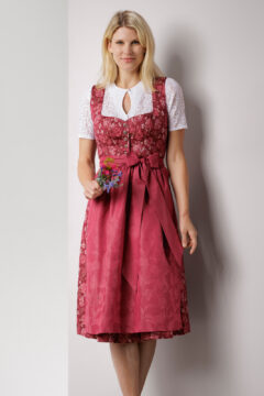 trachtenmode-hiebaum_studenzen_sommer_2025_trachten_kaufen_steiermark_dirndl-rot-5
